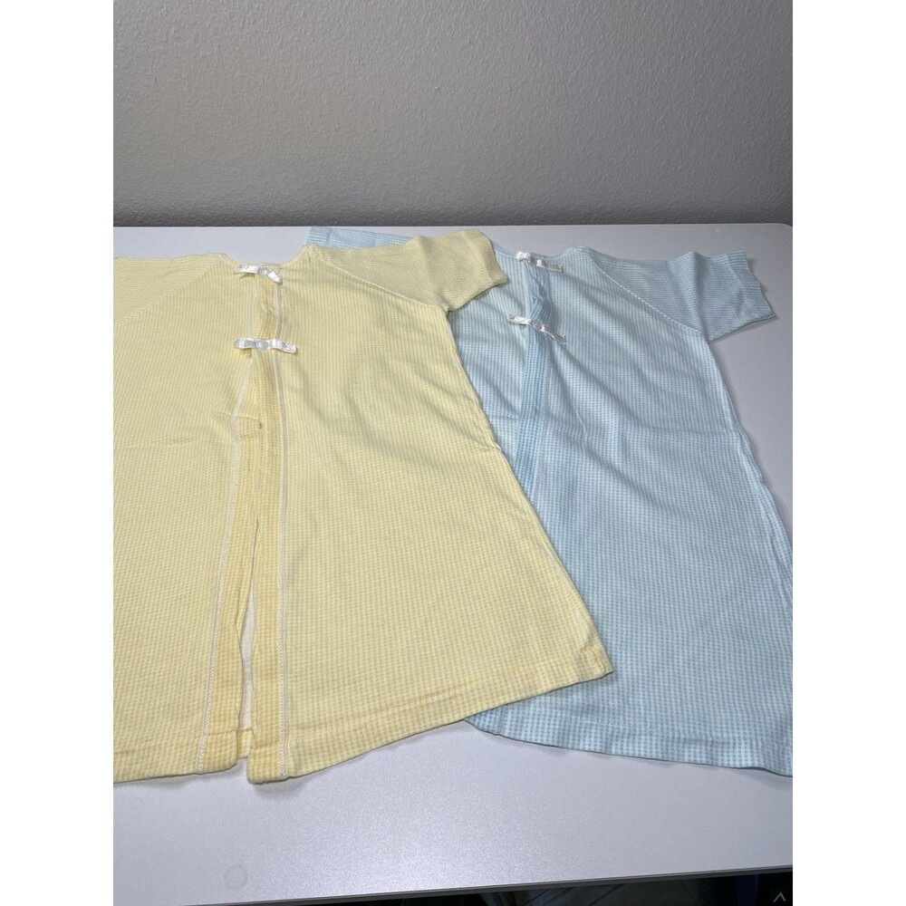 Hanes Baby  One Piece Short Sleeve With Snaps - Sleep Dress 6 Mths. Lot Of 2 Vtg